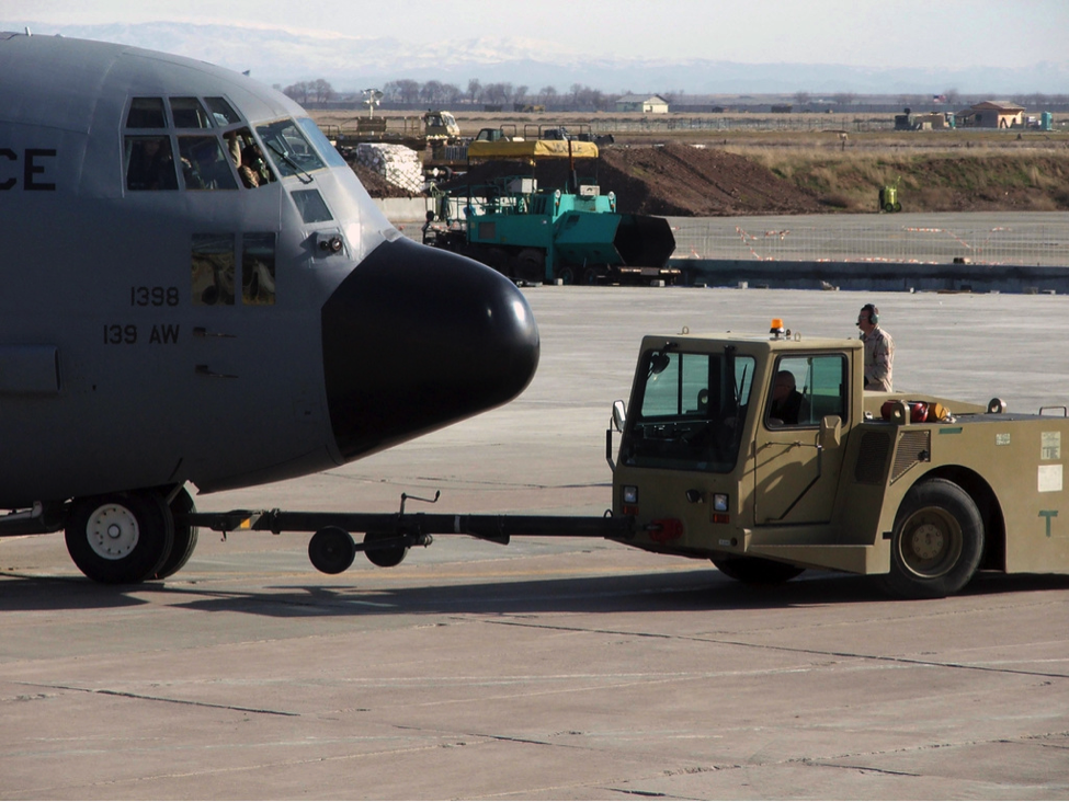 aircraft tug